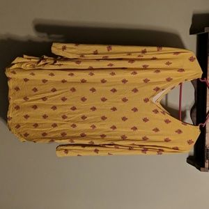 Yellow maternity shirt